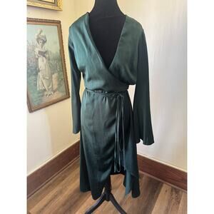 NWT ASOS DESIGN Forest Green Satin Wrap Midi Dress Long Sleeve US 8